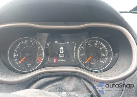 2015 Jeep Cherokee Sport из США, поврежденный, VIN 1C4PJLAB1FW637403